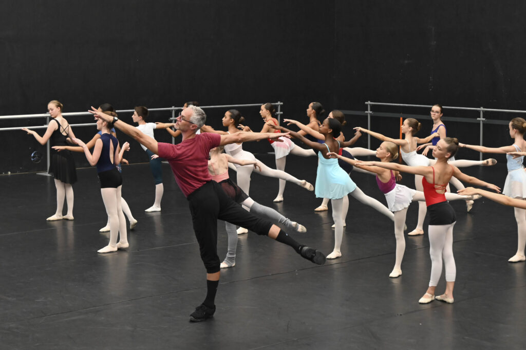 cours classique - académie internationale de danse de biarritz